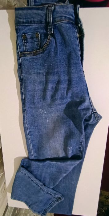 Ayollar uchun jinsi shim