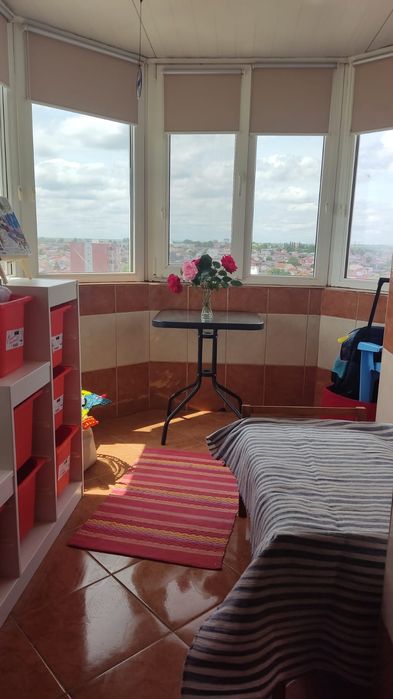 64 mp. 2 cam. 2 balcoane mobilat-utilat zona Carrefour Brătianu