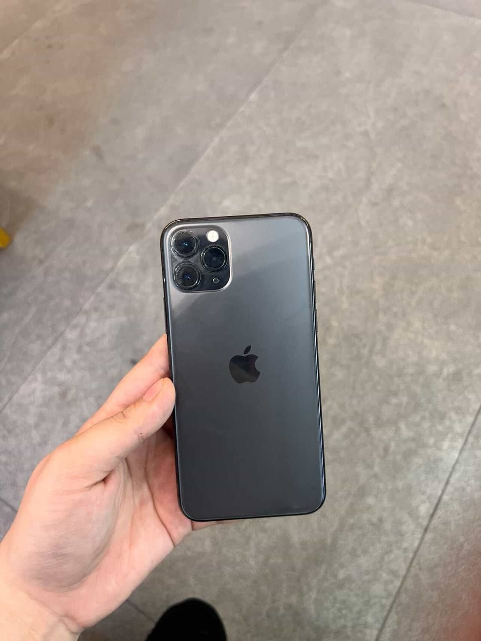 Iphone11piro  ishlashlari zòr