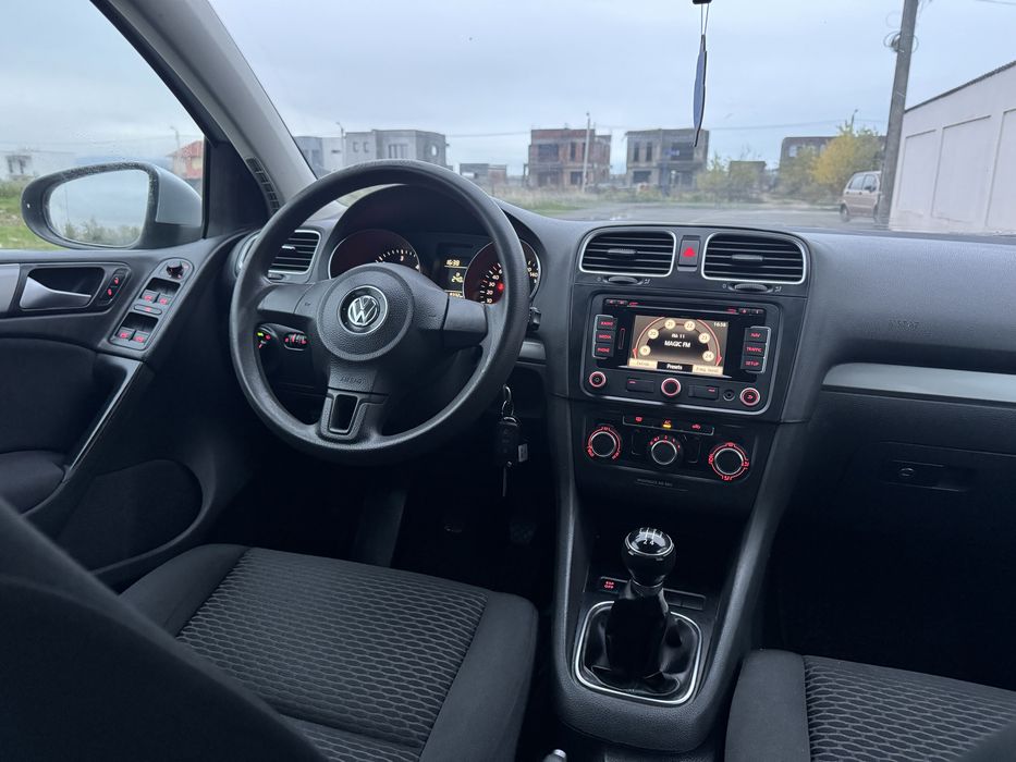 Volkswagen Golf 6 2.0 Diesel *2009* Euro 5 / Navi  / R17