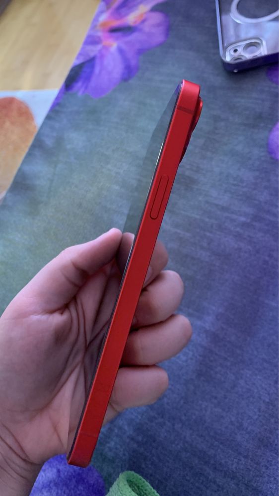 iPhone 14 plus red, 128 gb. Full box + 2 huse