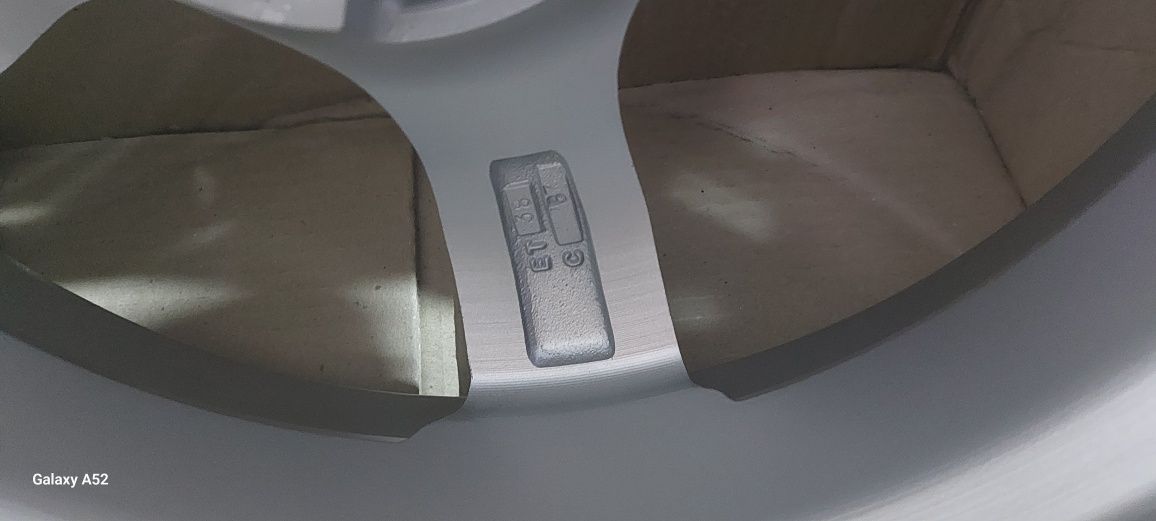 Продам диски на R16 разболтовка 4*98
