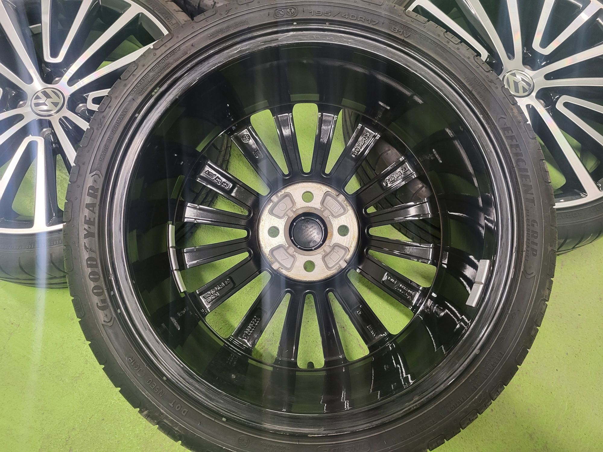 17 4x100 Vw Up лети джанти 195/40/17 4х100