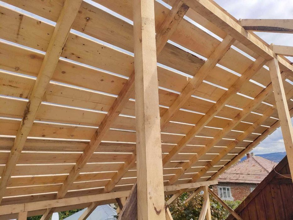 Constructii acoperisuri, dulgherie, reparatii acoperis
