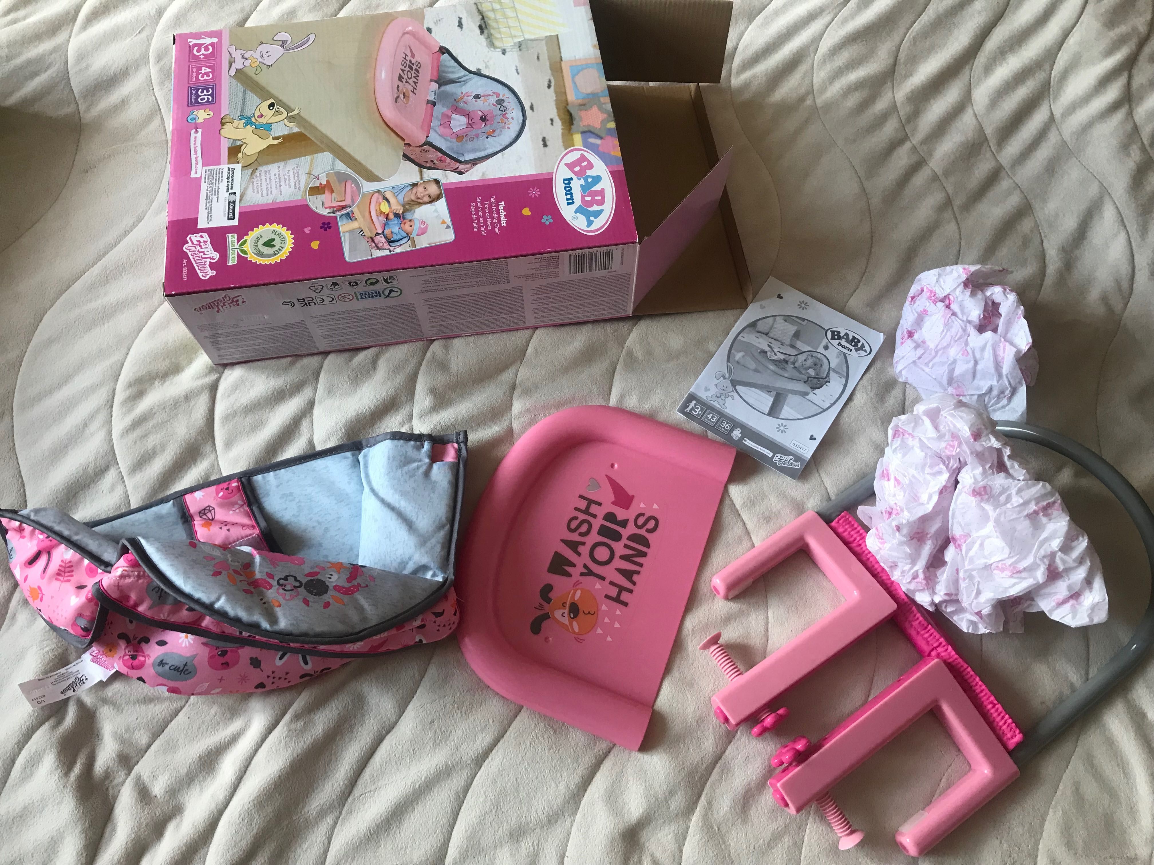 Столче с табла за хранене на кукла Baby Born