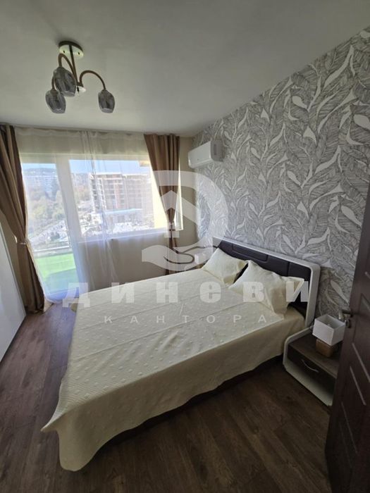 Продава се Тристаен апартамент в Стара Загора, Била - 178 кв.м за 487 €/кв.м - Снимка #8