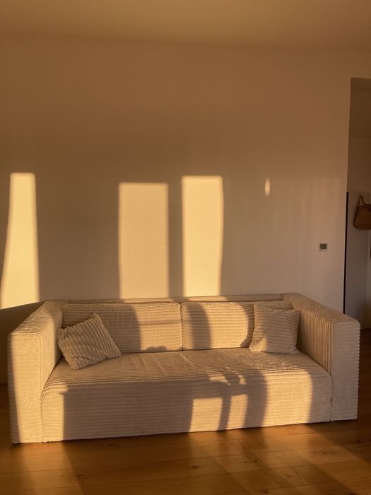 Canapea extensibila bej deschis 4 persoane