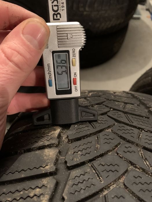 2 anv M+S Goodyear/Firestone 225/55/16 XL
