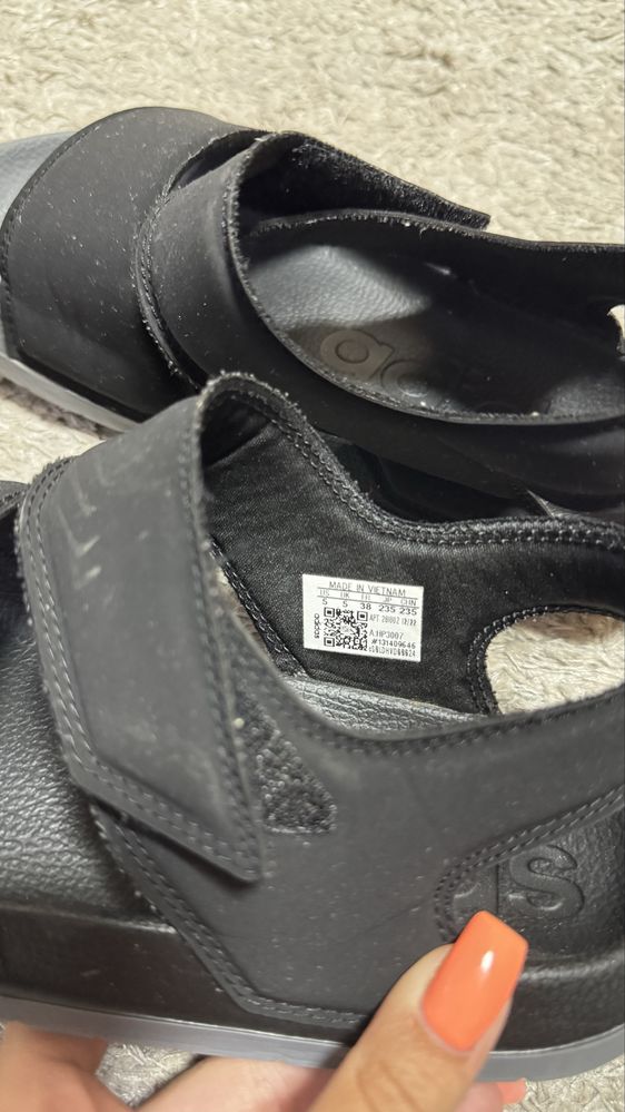 Adidad Adilette сандали- НОВИ!