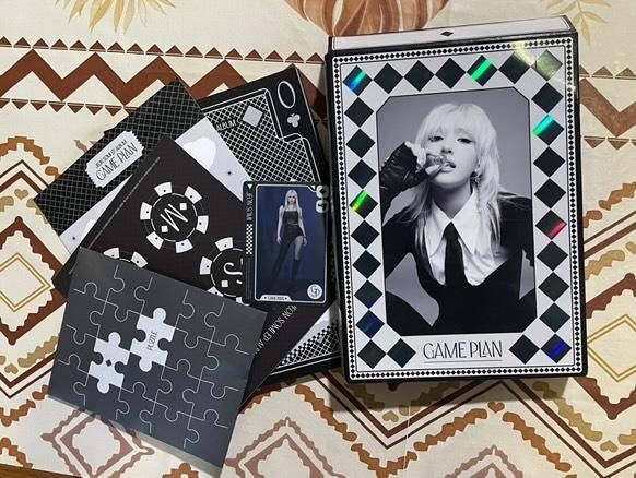 Продавам колекцията си от албуми на к-поп групи