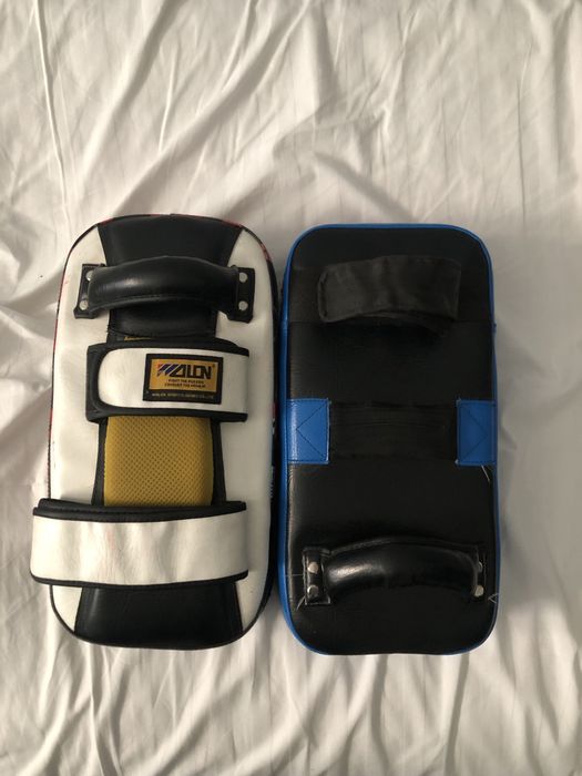 Продаются лапы для тайского бокса!