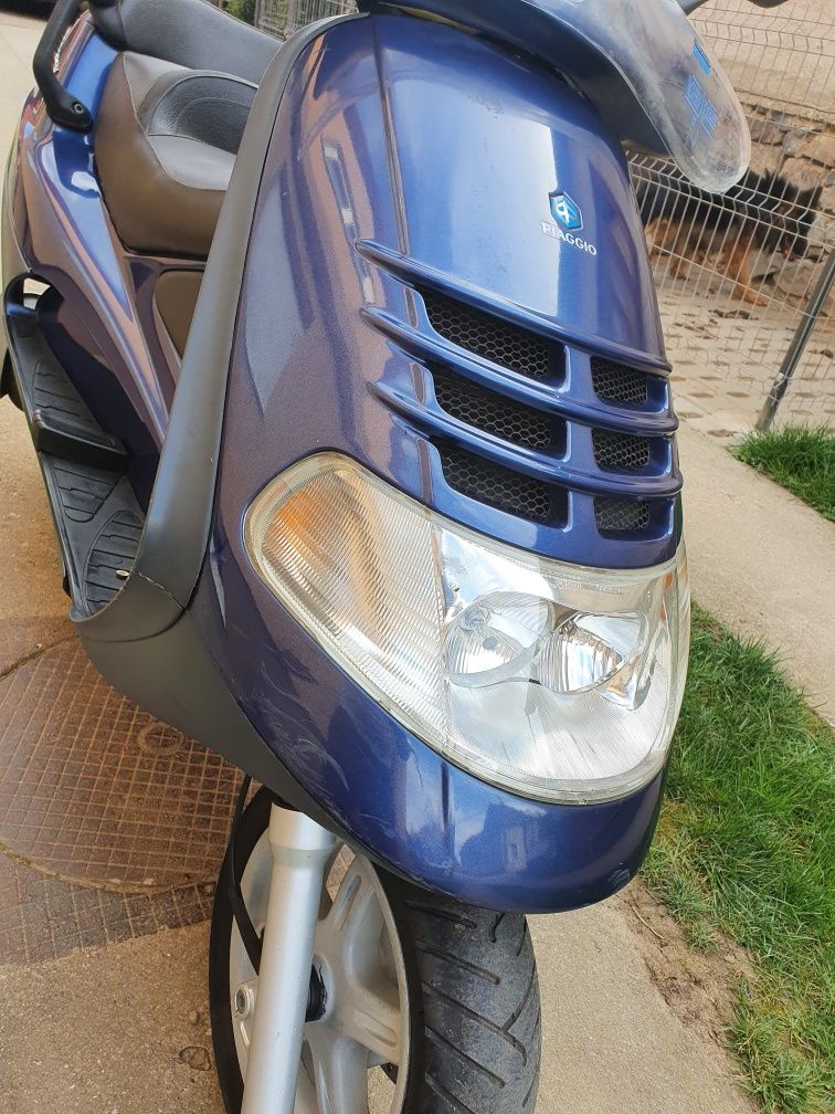 Piaggio Hexagon 125 28.000 km