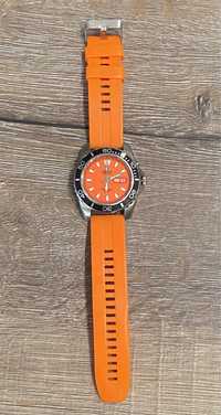 Часовник Orient Mako XL CEM75001M