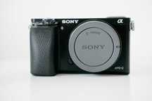 Vand Sony a6000 ca nou