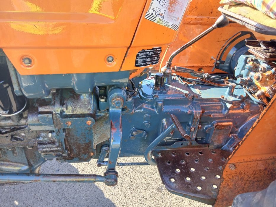 Tractor Fiat 450 45 cp in 3 cilindri recent adus ,in stare perfecta