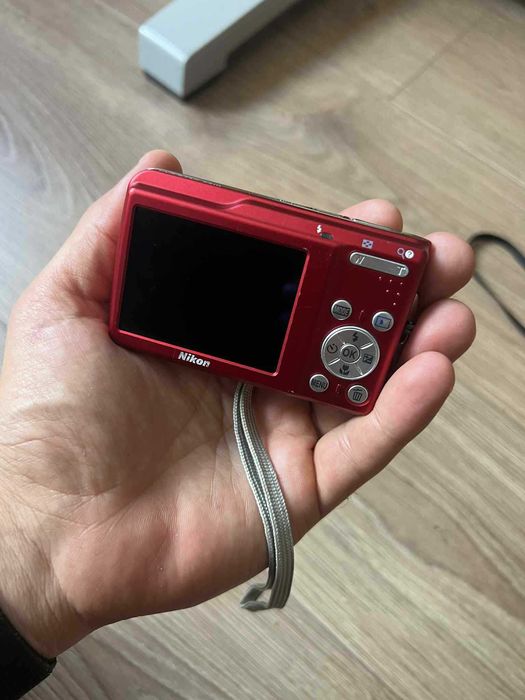 Nikon Coolpix S210 Aparat foto camera video cu incarcator si card+husa