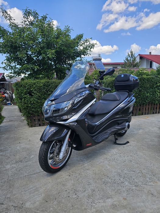 Vând piaggio x10 125cc