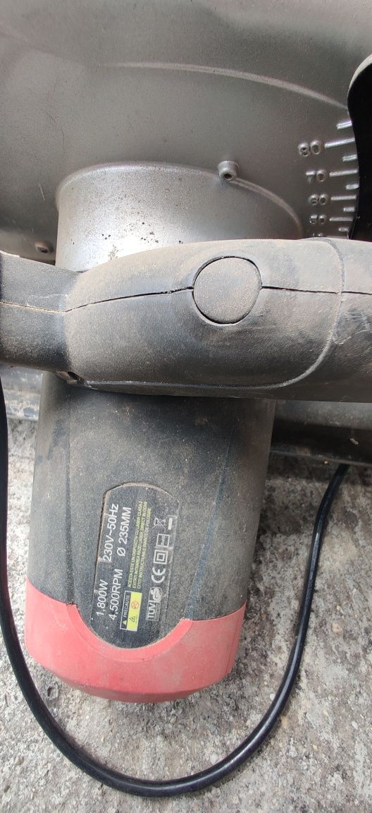 Fierăstrău circular de mână 1800 W, disc 235mm, laser, bobinaj cupru –