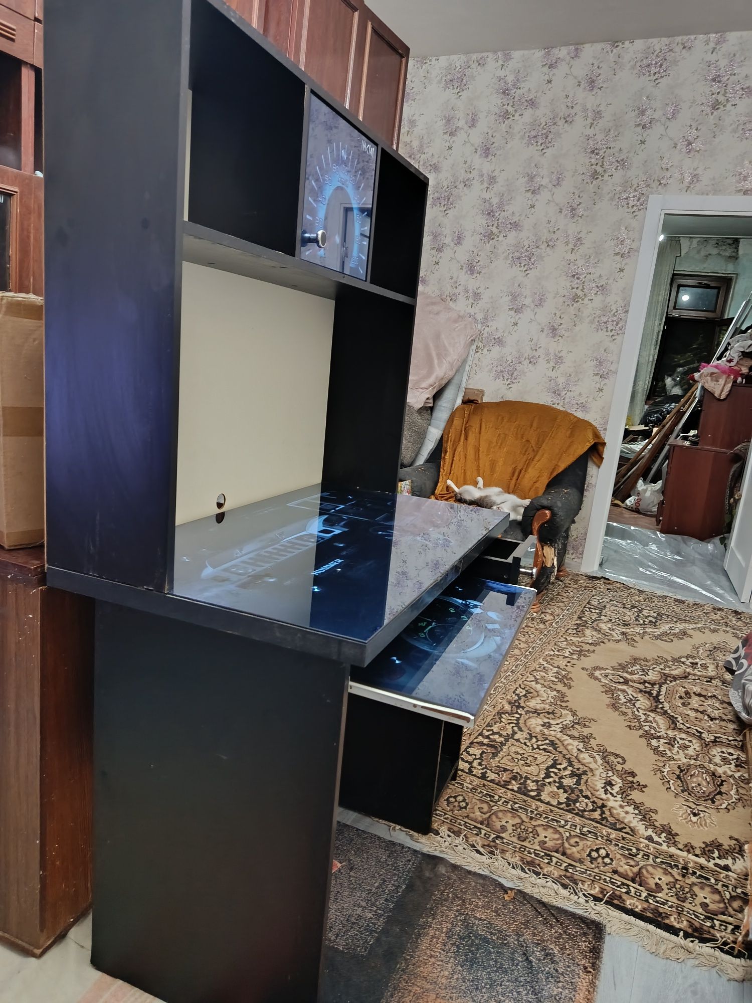 Стол для компьютера