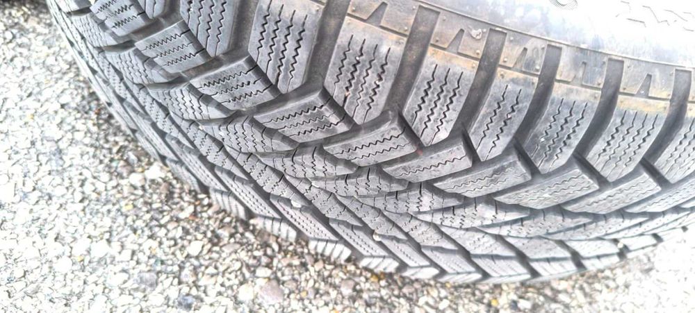 Зимни гуми GITI 215/60/17