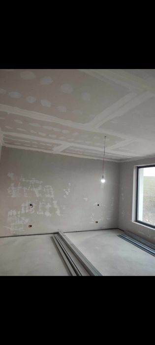 Amenajari interioare și exterioare