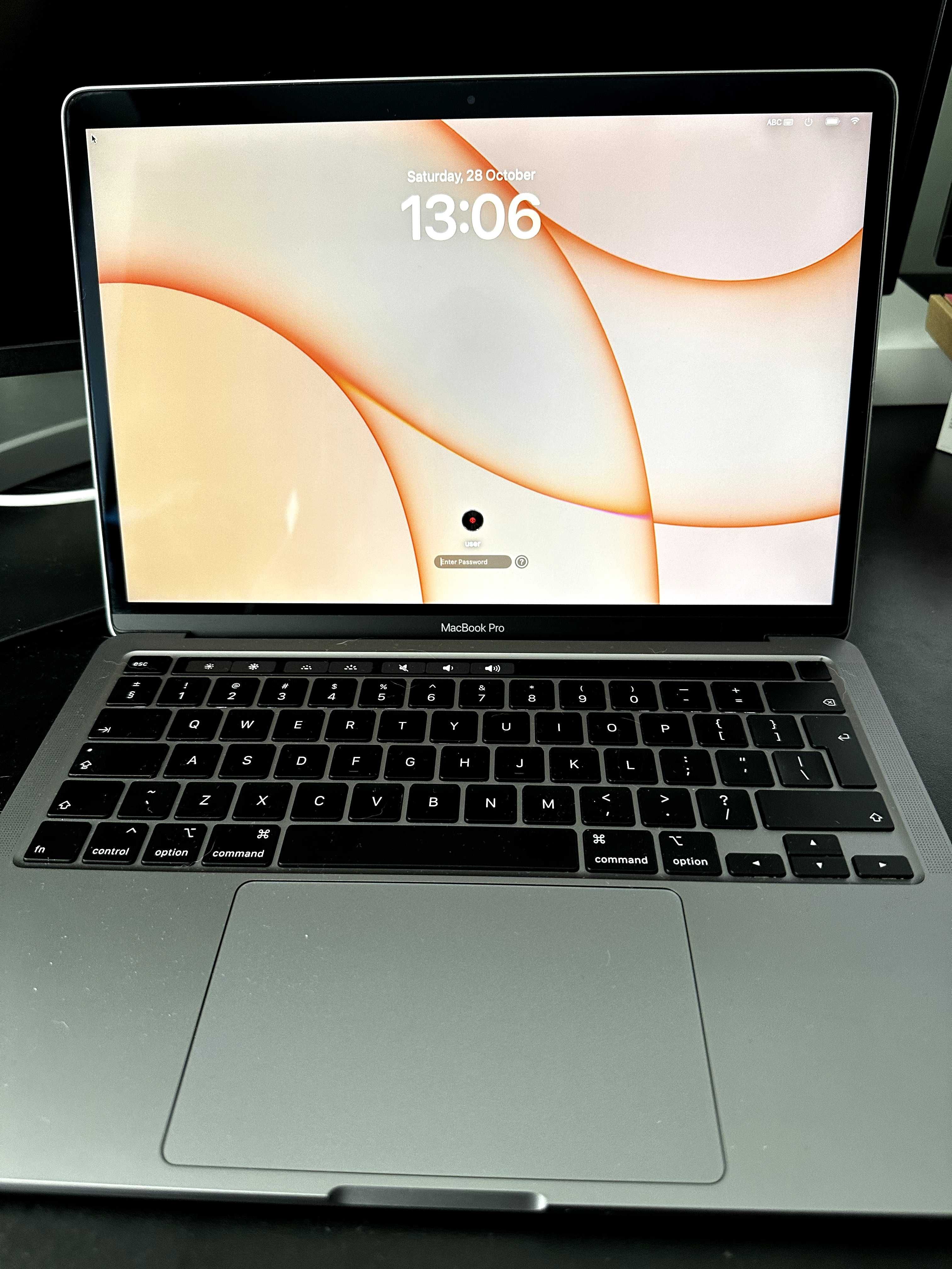 Apple MacBook Pro 13" [2020], i7, 16GB RAM