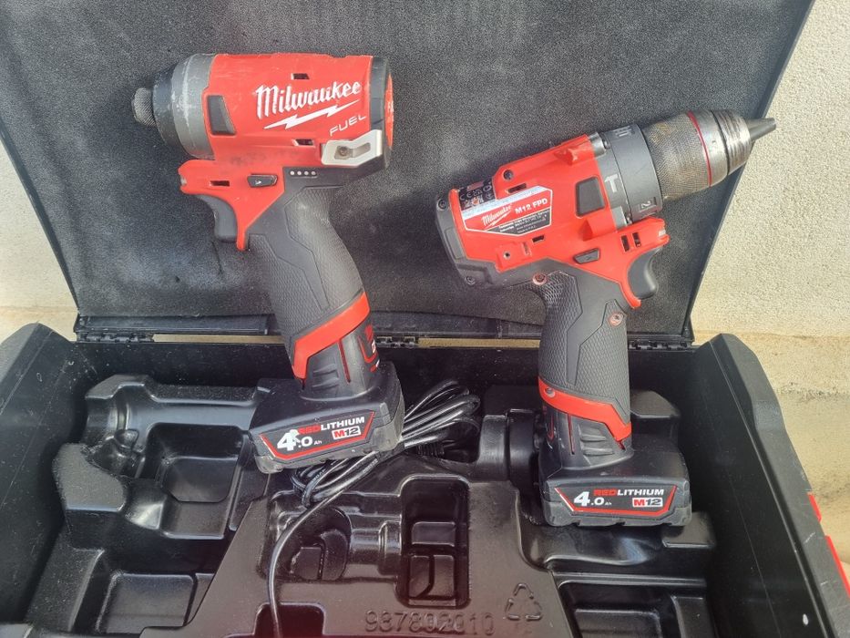 Set filetanta + impact pt biti m12 , 2 baterii,cutie incarcator
