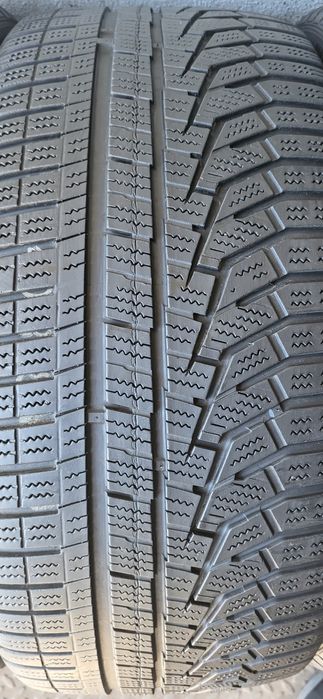 4 anvelope 225 40 18  hankook de iarna