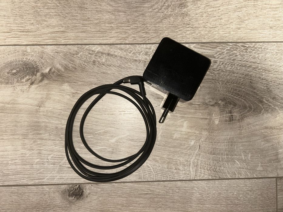 Samsung монитор-C24F390FHU