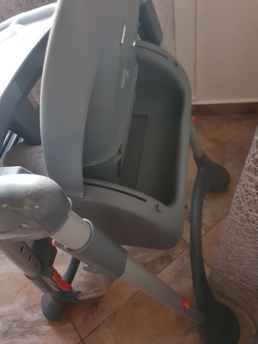 Scăunel copil cu masuta "Mappy"impecabil,ca nou!