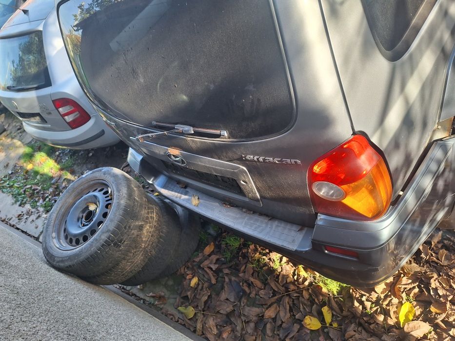 Dezmembrez hyundai terracan 2.9