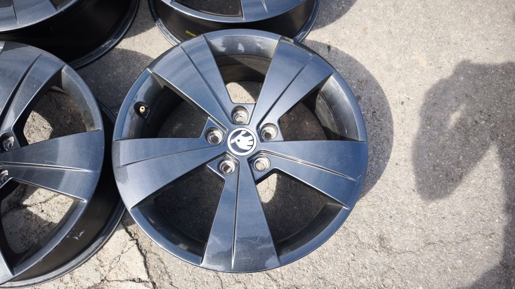 Джанти 17ки 5x112 ronal skoda superb 3