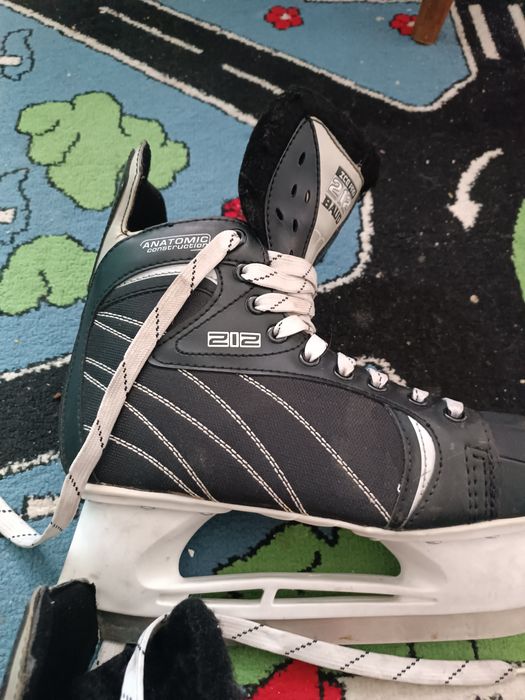 Продам коньки в отличном состоянии фирменные