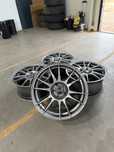 OZ Ultrallegra r17 5x112 8j et 35