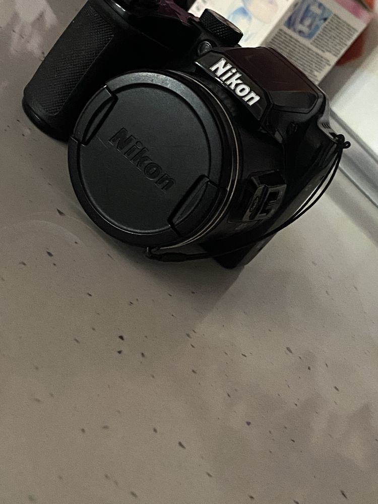 Nicon Coolpix b500