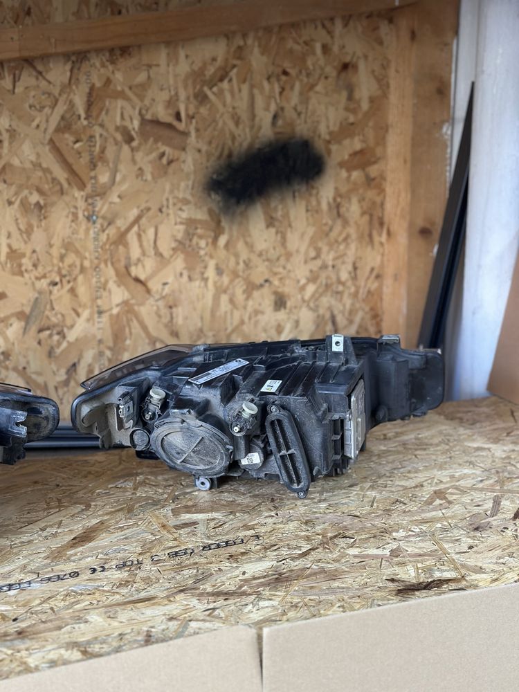 Far Faruri Bmw Seria 3 F30 Bixenon Adaptiv Complet stanga dreapta