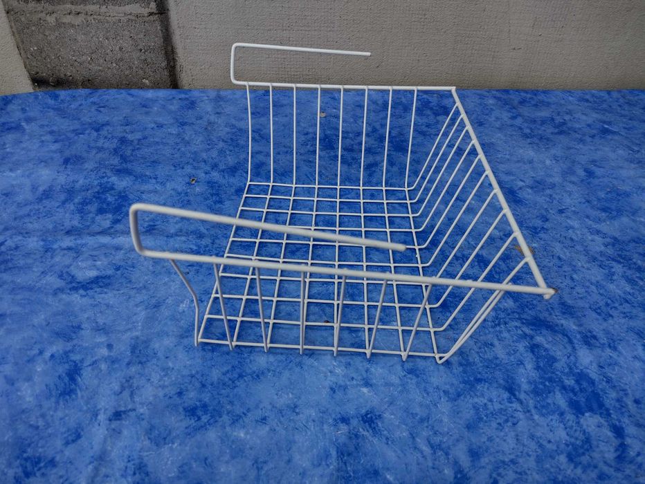 Confortime | Cos metal depozitare sub rafturi | 29*27*15 cm