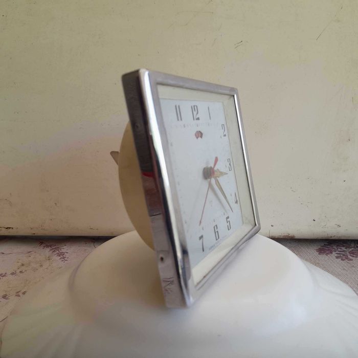 Ceas desteptator de masa -mecanic - provenienta China .