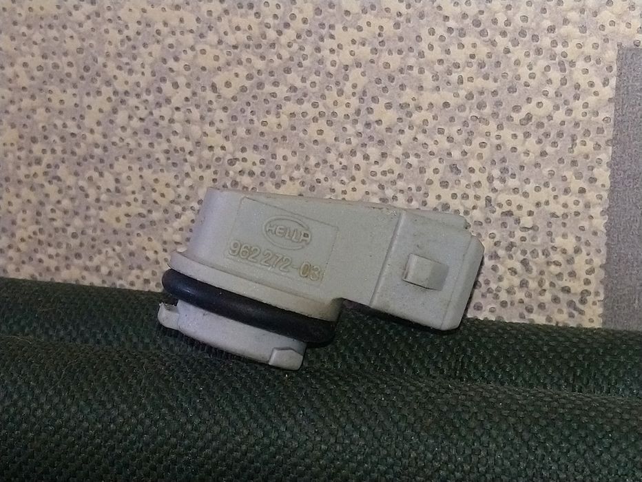 Продам патрон в поворотник для Гольф 3