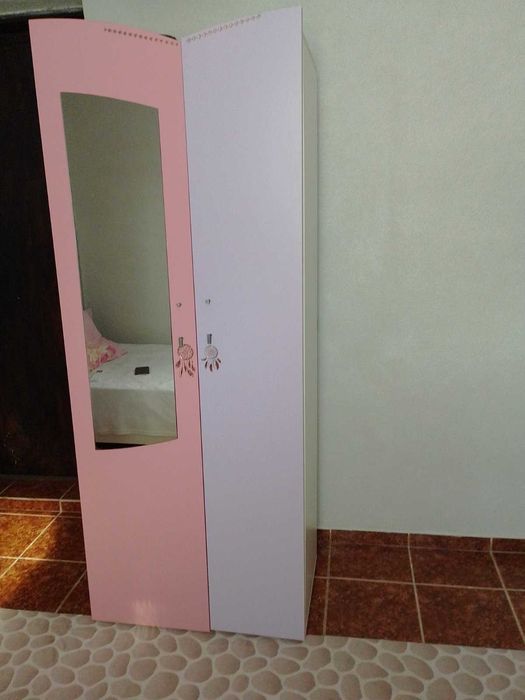 Запазен комплект за детска стая