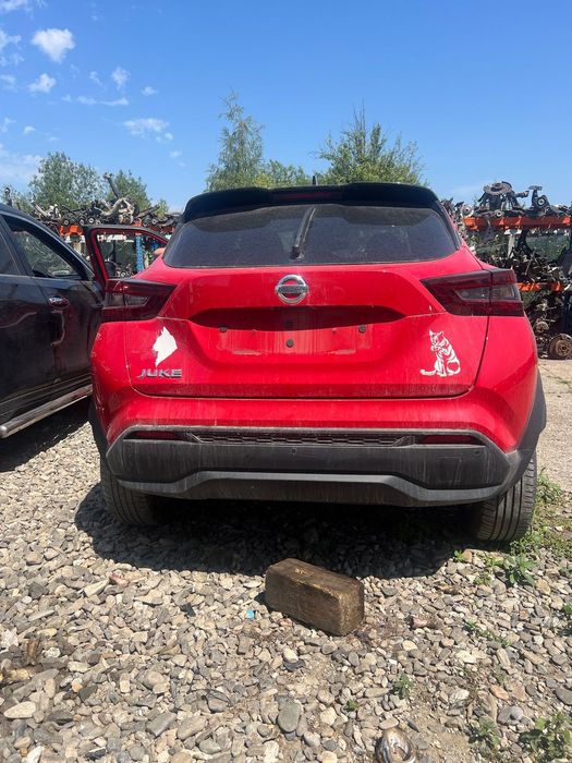 Dezmembrez piese Nissan Juke 2021