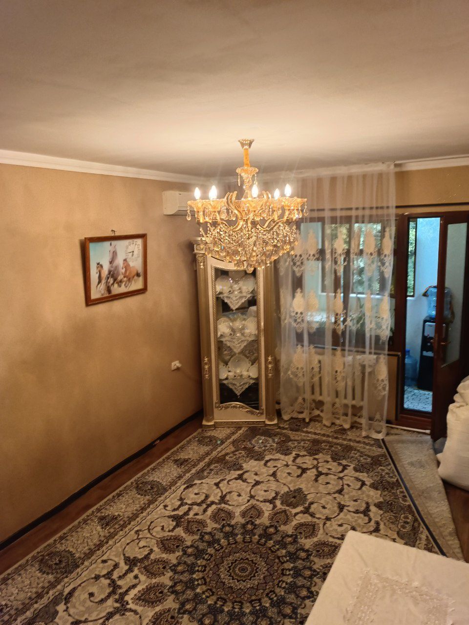 Квартира Мирзо Улугбексий район, ТТЗ-2 16/36 2/3-4/4..