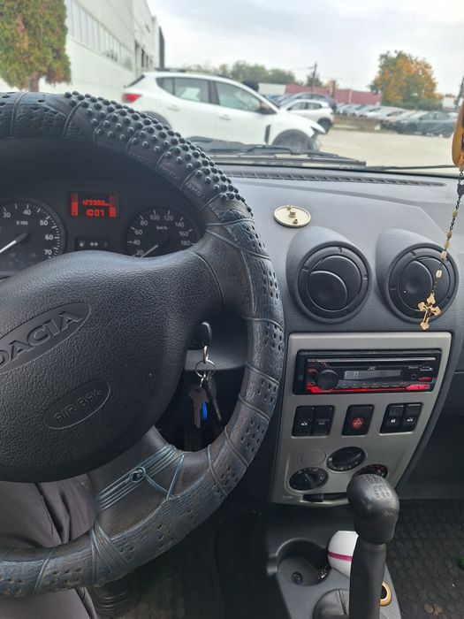 Vand dacia logan