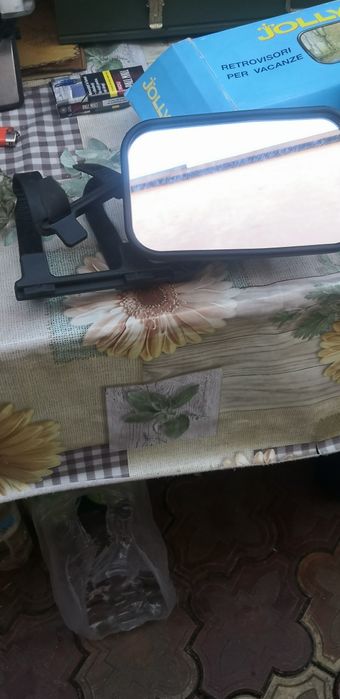 Vand oglinzi pentru rulota