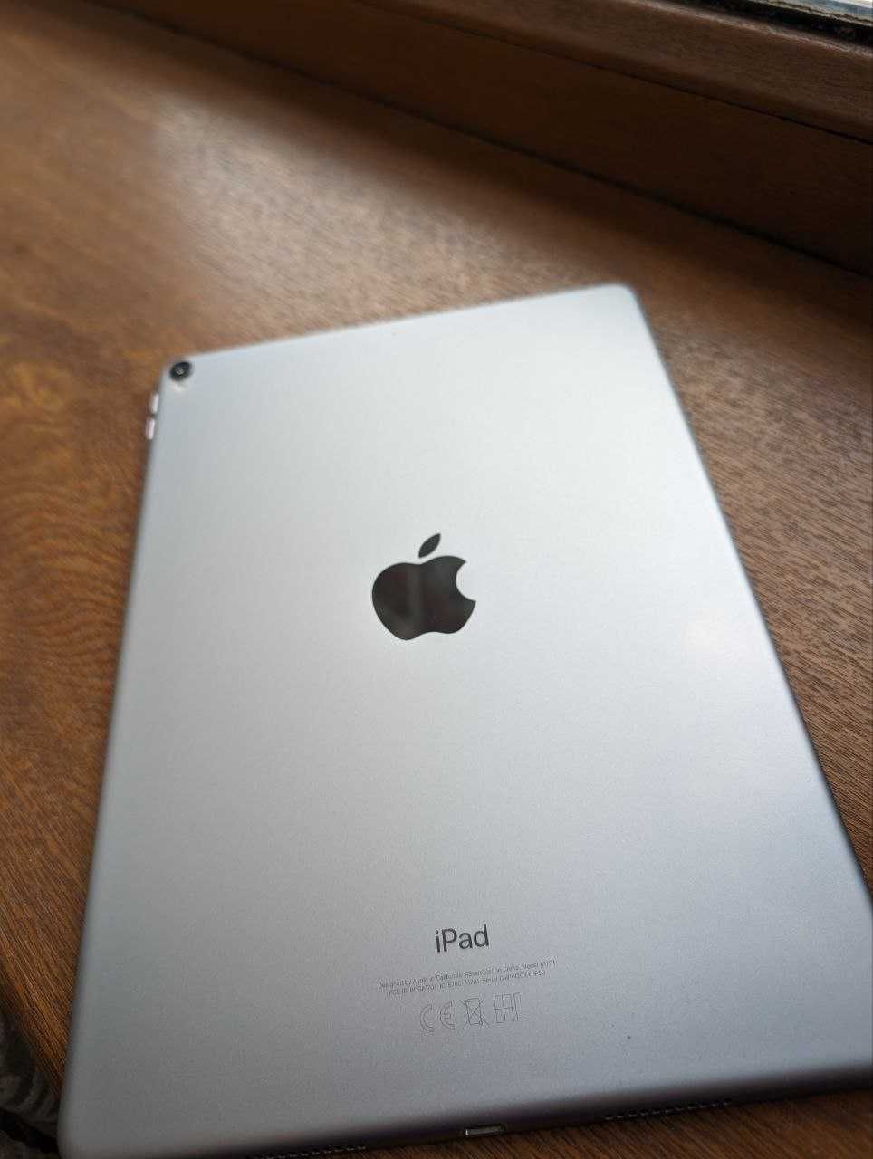 Apple iPad Pro 10.5 Space Gray, 256 GB