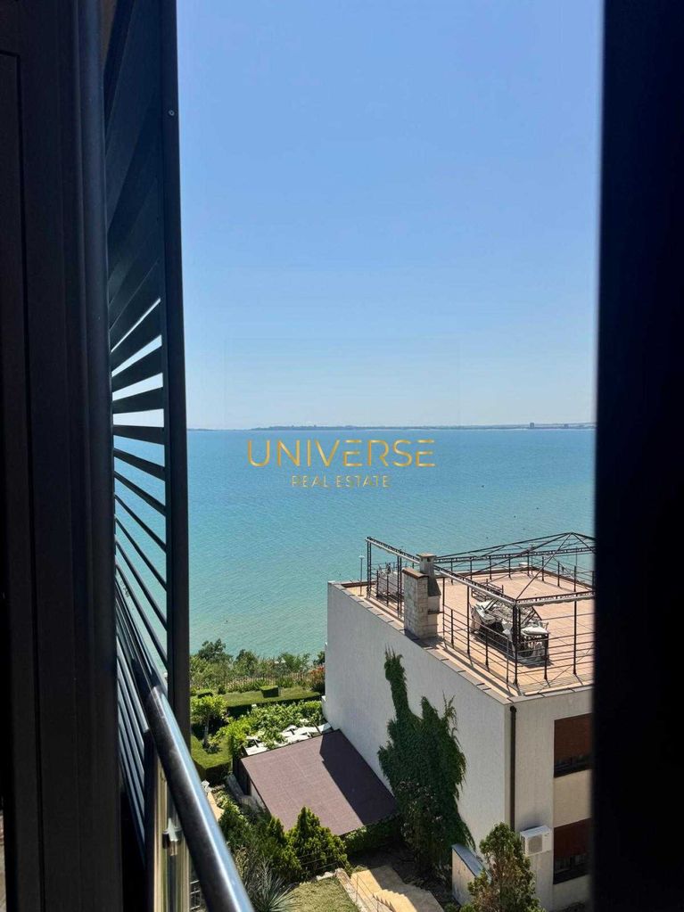 Продава се Тристаен апартамент в Свети Влас - 95 кв.м за 2632 €/кв.м - Снимка #1
