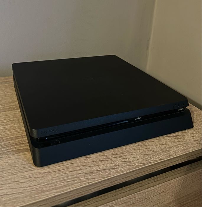 playstation 4 slim