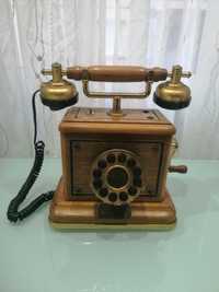 Telefon din lemn