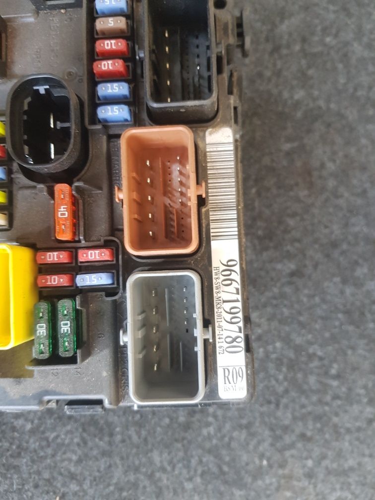 BSM Modul R-09 Peugeot Citroen Бсм модул