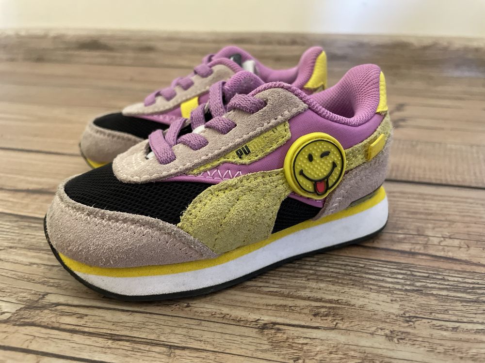 Маратонки PUMA за бебе момиче, размер 21